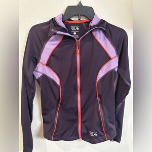 Mountain Hardware Superpower Hoodie Size Small